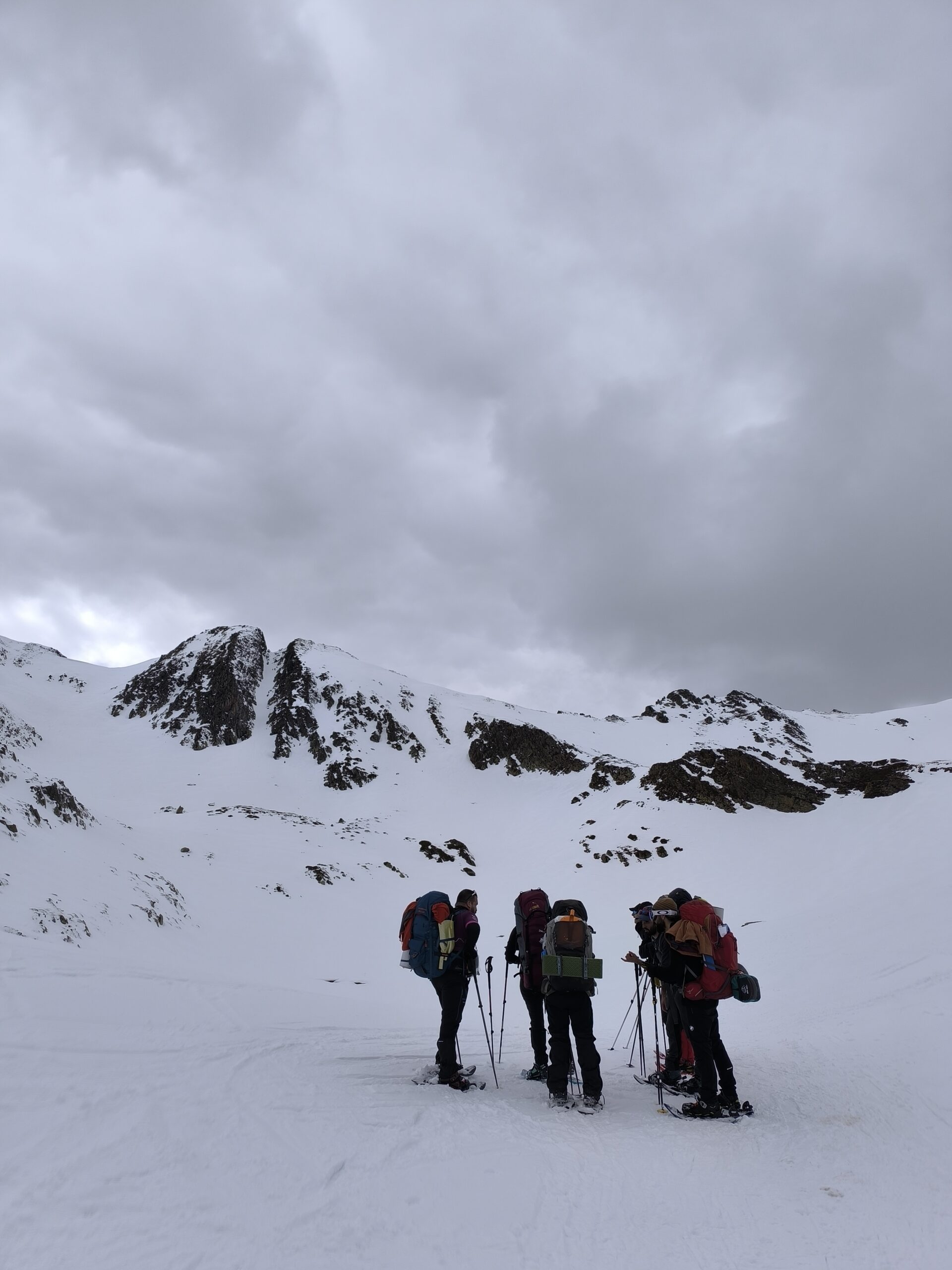 Circ glacial nevat al Parc Natural de l'Alt Pirineu